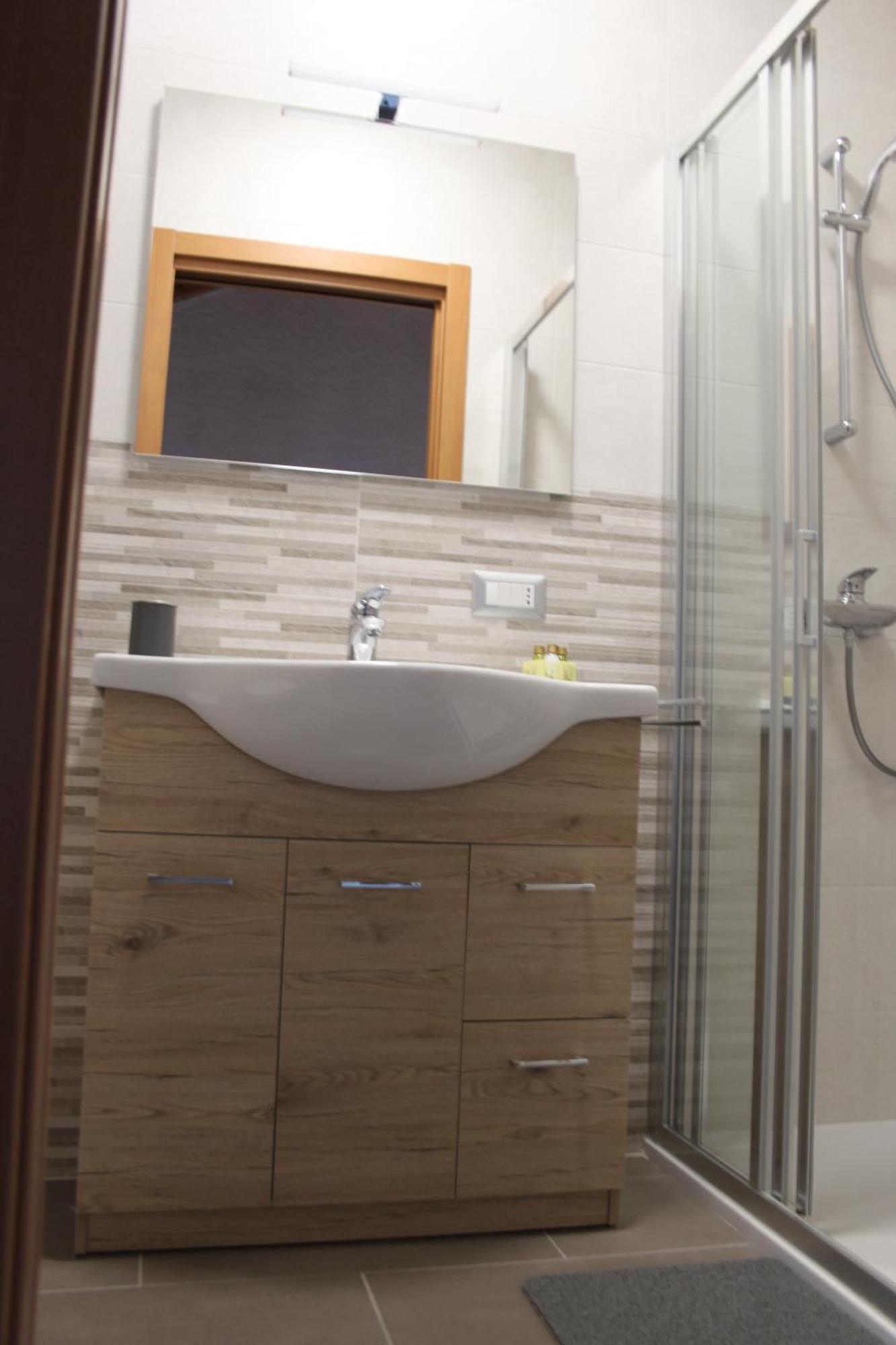 Rustico Lago Di Como B&B Barna エクステリア 写真
